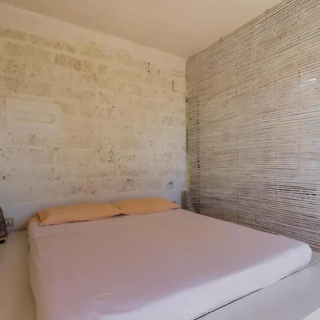 Trullo Mareposa Feriehus Sannicola
